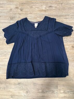 Knox Rose Navy Eyelet Flutter Sleeve Blouse